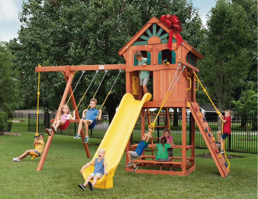 Parrot Island Fort XL w/ Wood Roof & Treehouse Panels