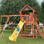 Parrot Island Fort XL w/Wood Roof