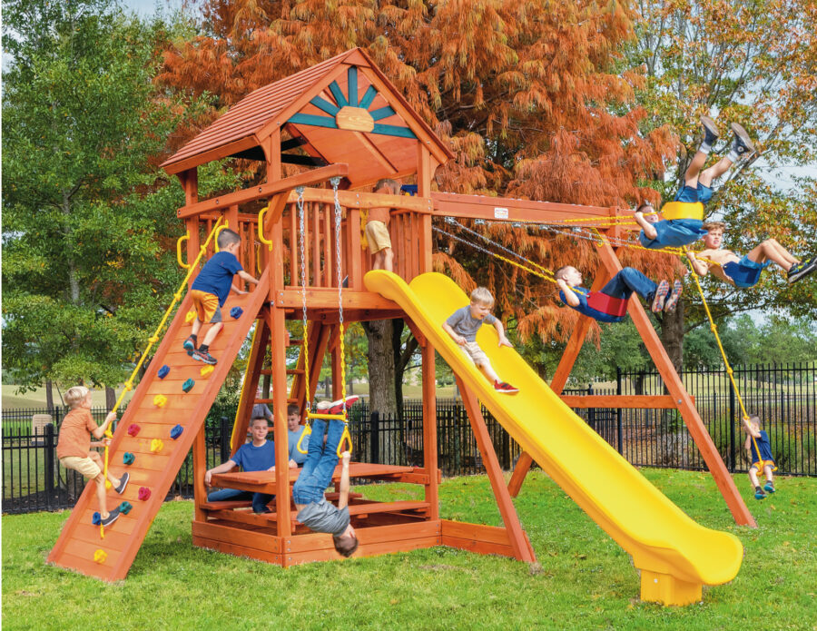 7.4 Bengal Fort w/Wood Roof