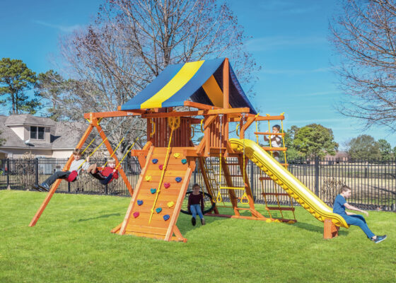 5.8 Jaguar Playcenter Config 2 - Small Backyard