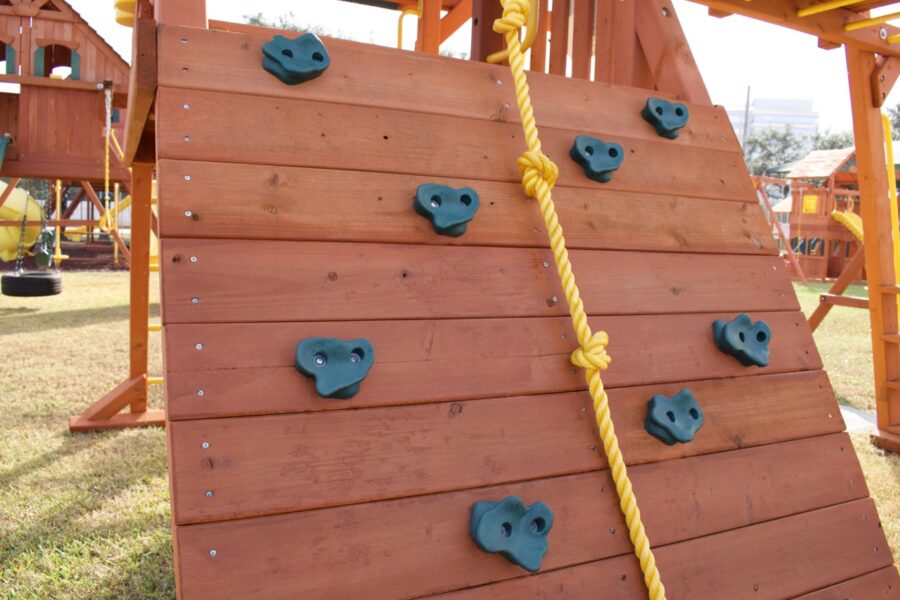 Parrot Island Playcenter Config 5 w:Tarps 18